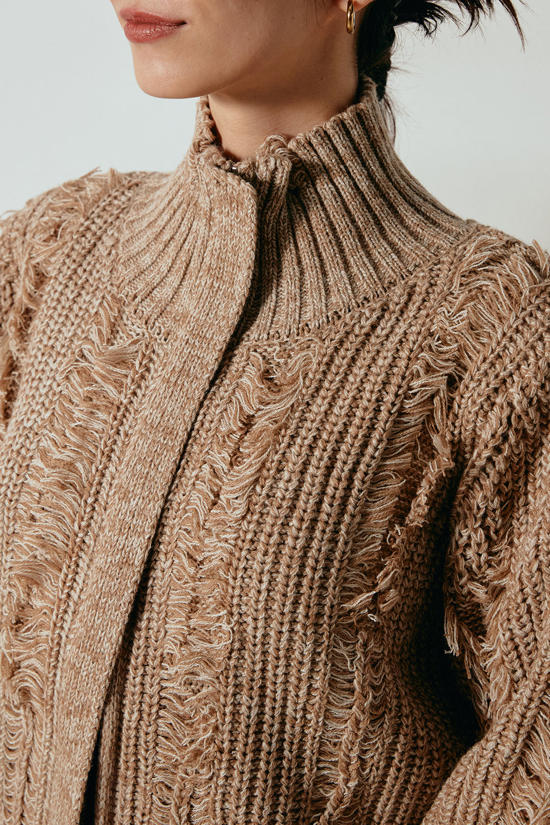 ハイネックフリンジジップニットトップス