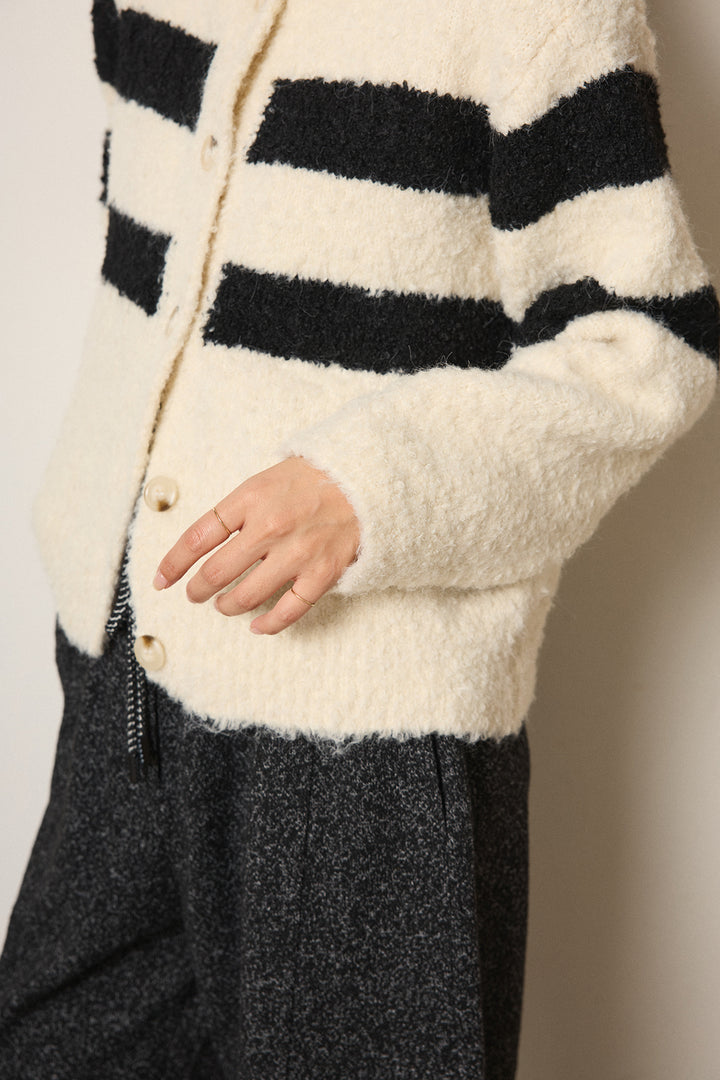 [SET]ハイネックボーダーニットカーディガン+フェイクレザー太ベルト付きタックワイドパンツ(2set)