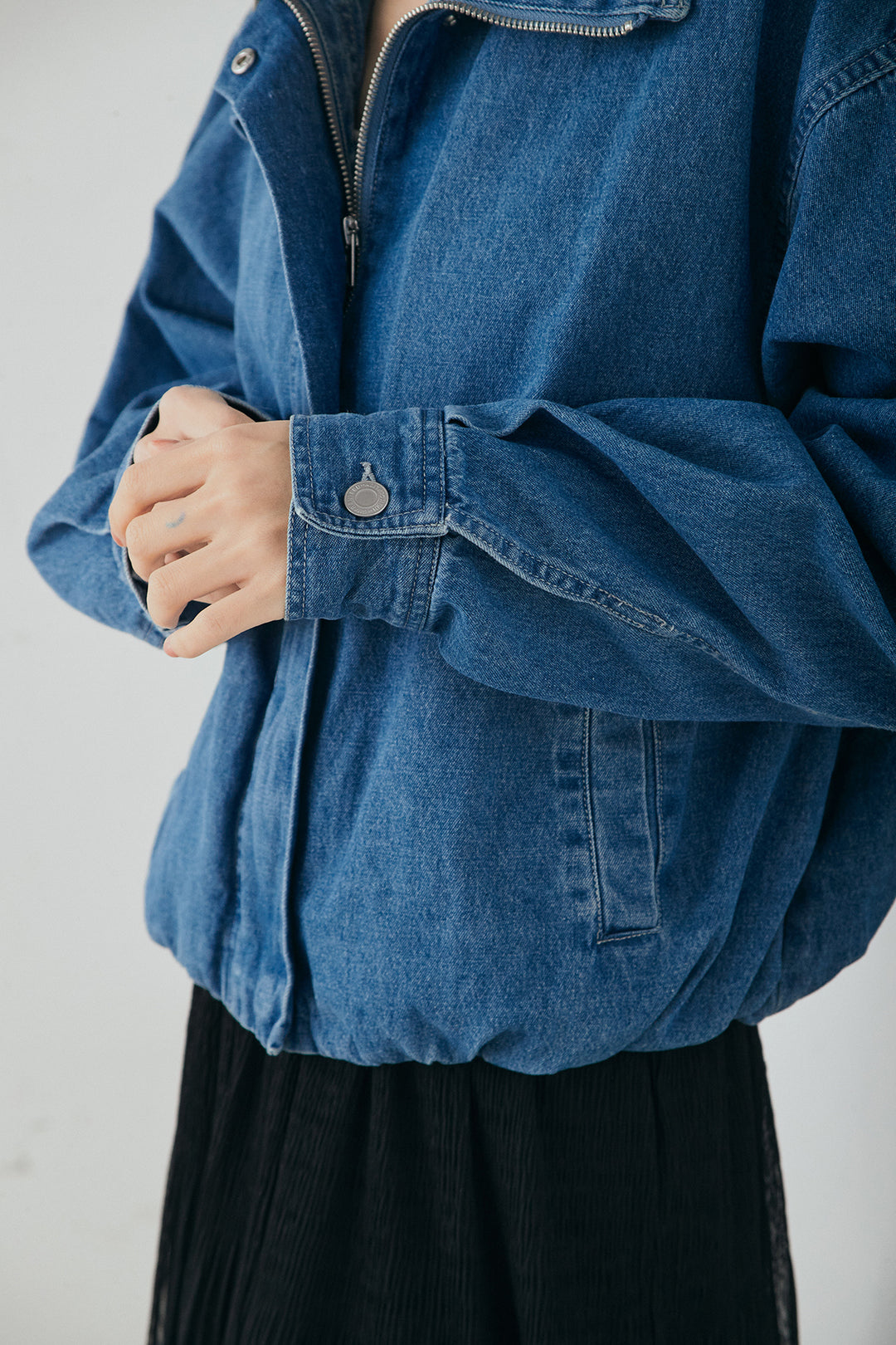 スタンドカラーデニムブルゾンジャケット