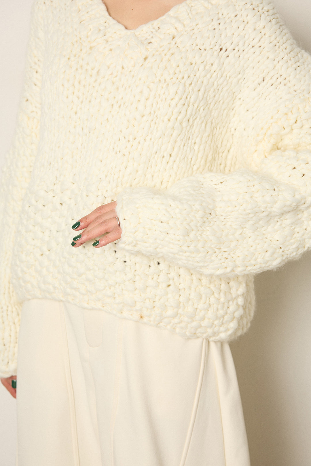 [SET]Vネックハンド編みニットトップス+レース切り替えキャミソール(2set)