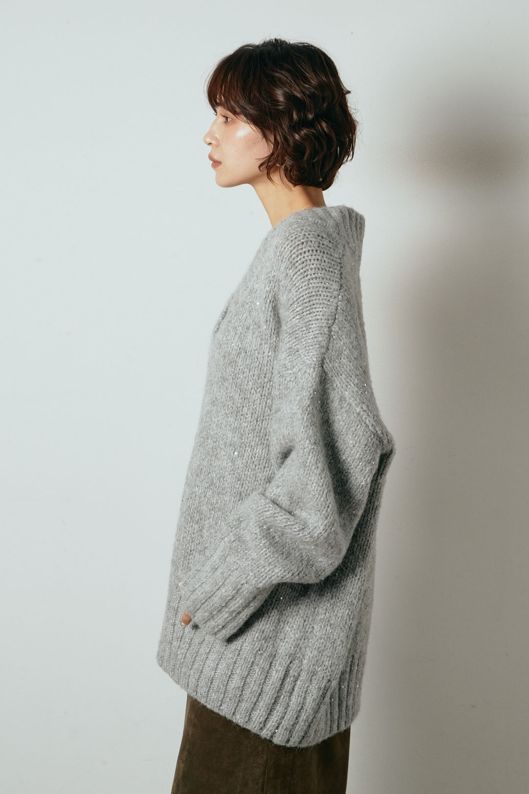 [SET]Vネックラメニットトップス+レース切り替えキャミソール(2set)