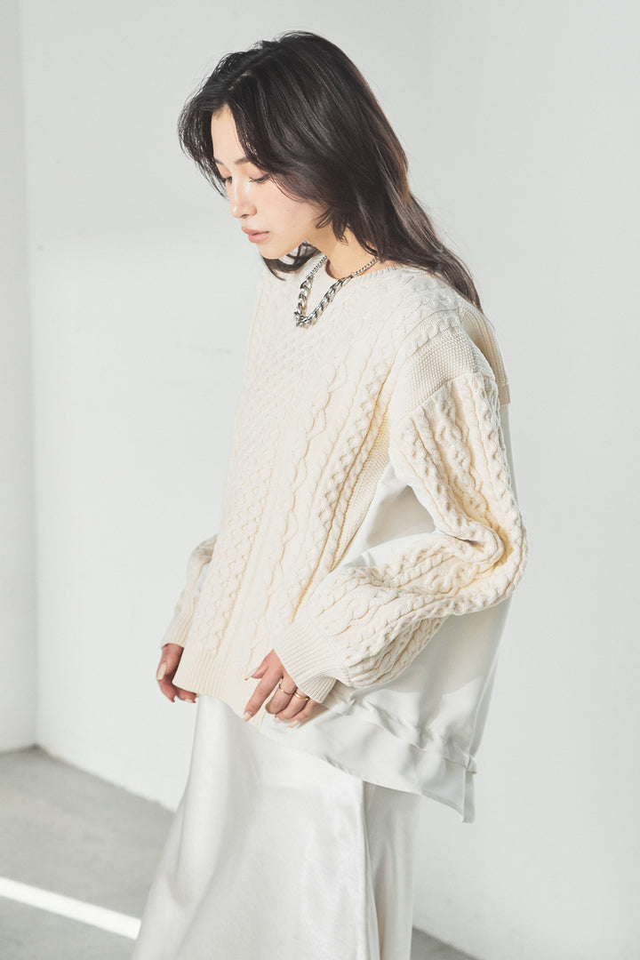 異素材ドッキングケーブルニット