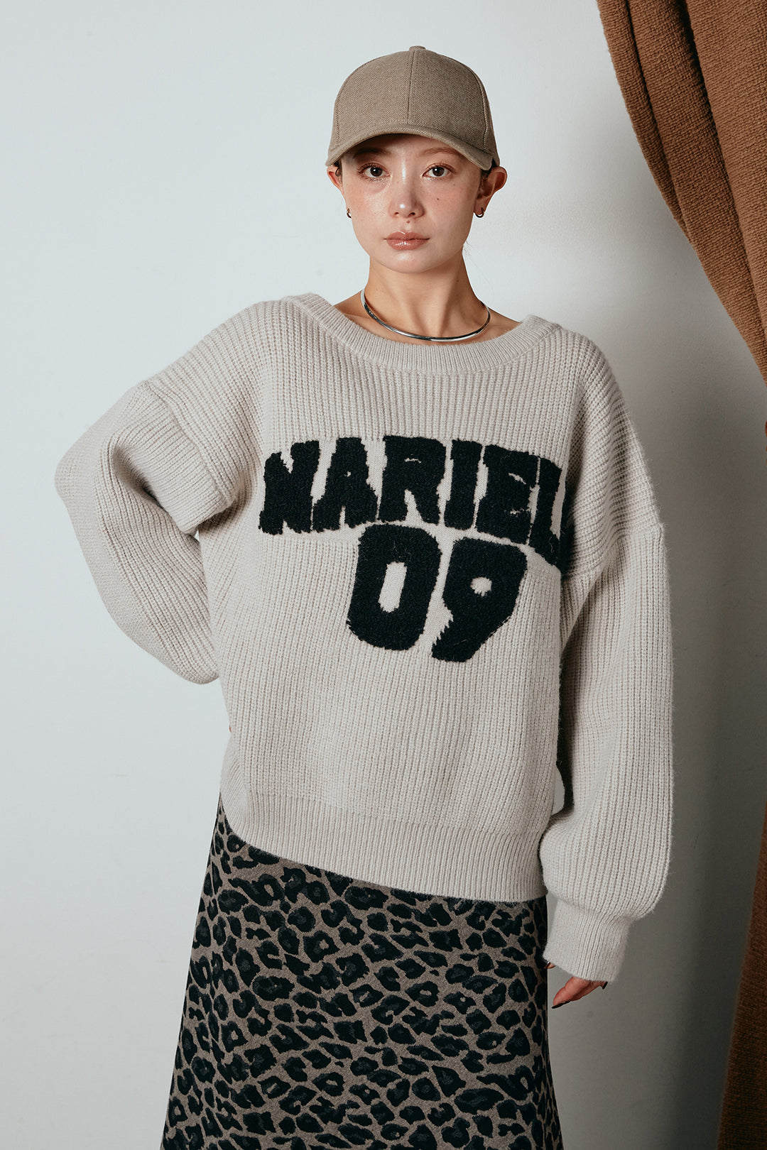 [SET]ロゴジャガードニットトップス+レオパードロングスカート(2set)