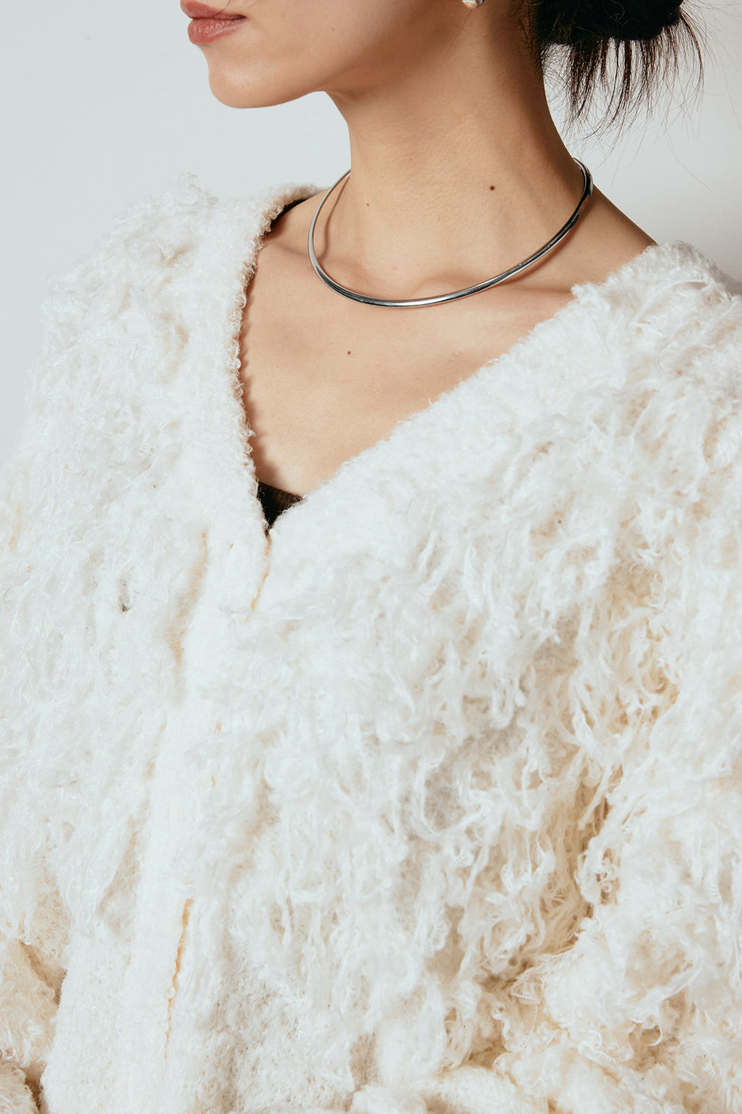 ループ編みVネックニットカーディガン