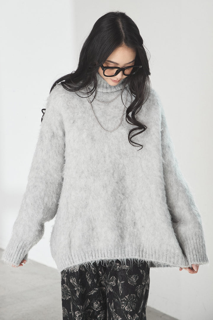 起毛オーバーハイネックニット