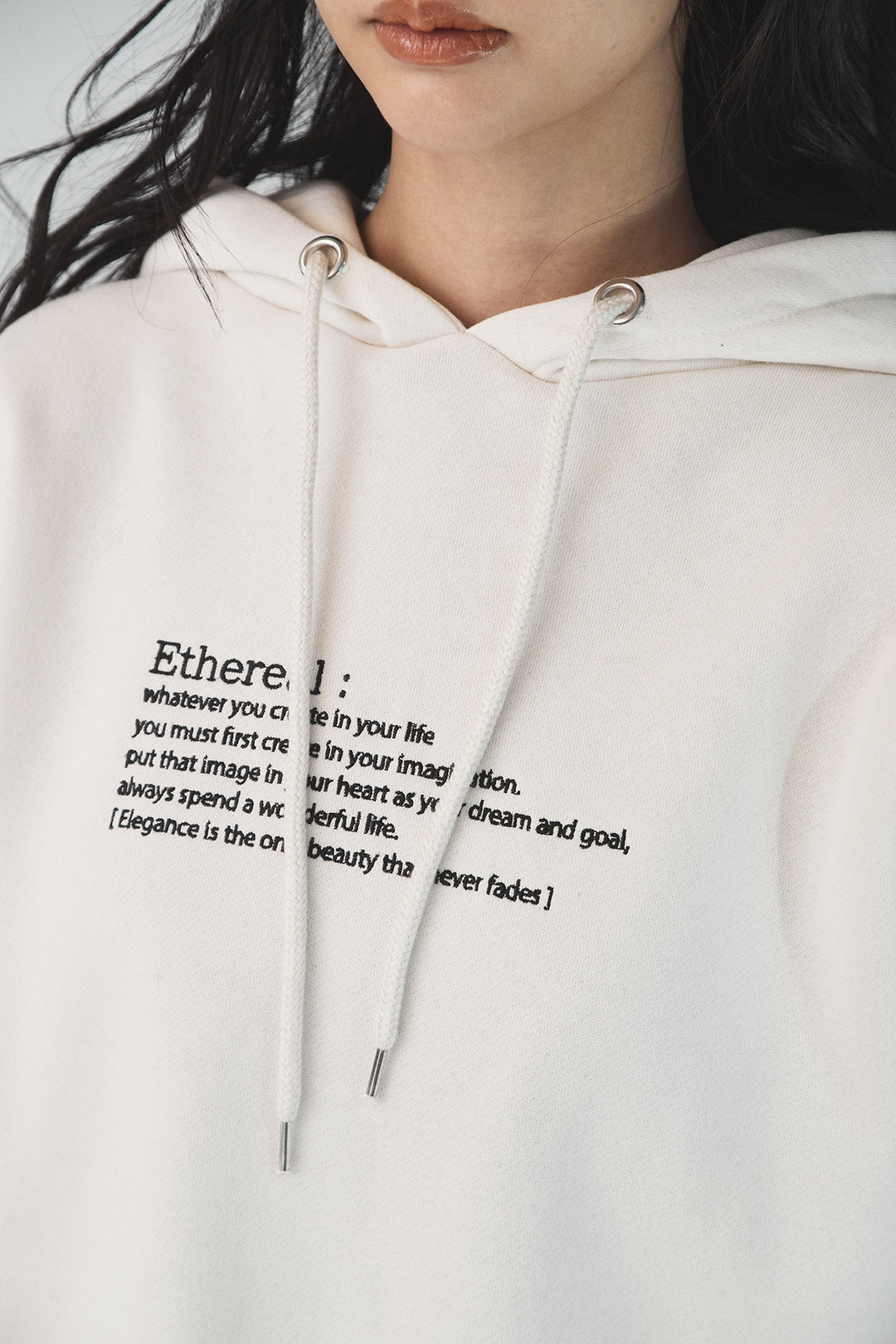 [SET]裏起毛レタリング刺繍フーディショートプルオーバー+ストレッチレースクルーネックインナー+裾レースデザインサテンスカート(3set)