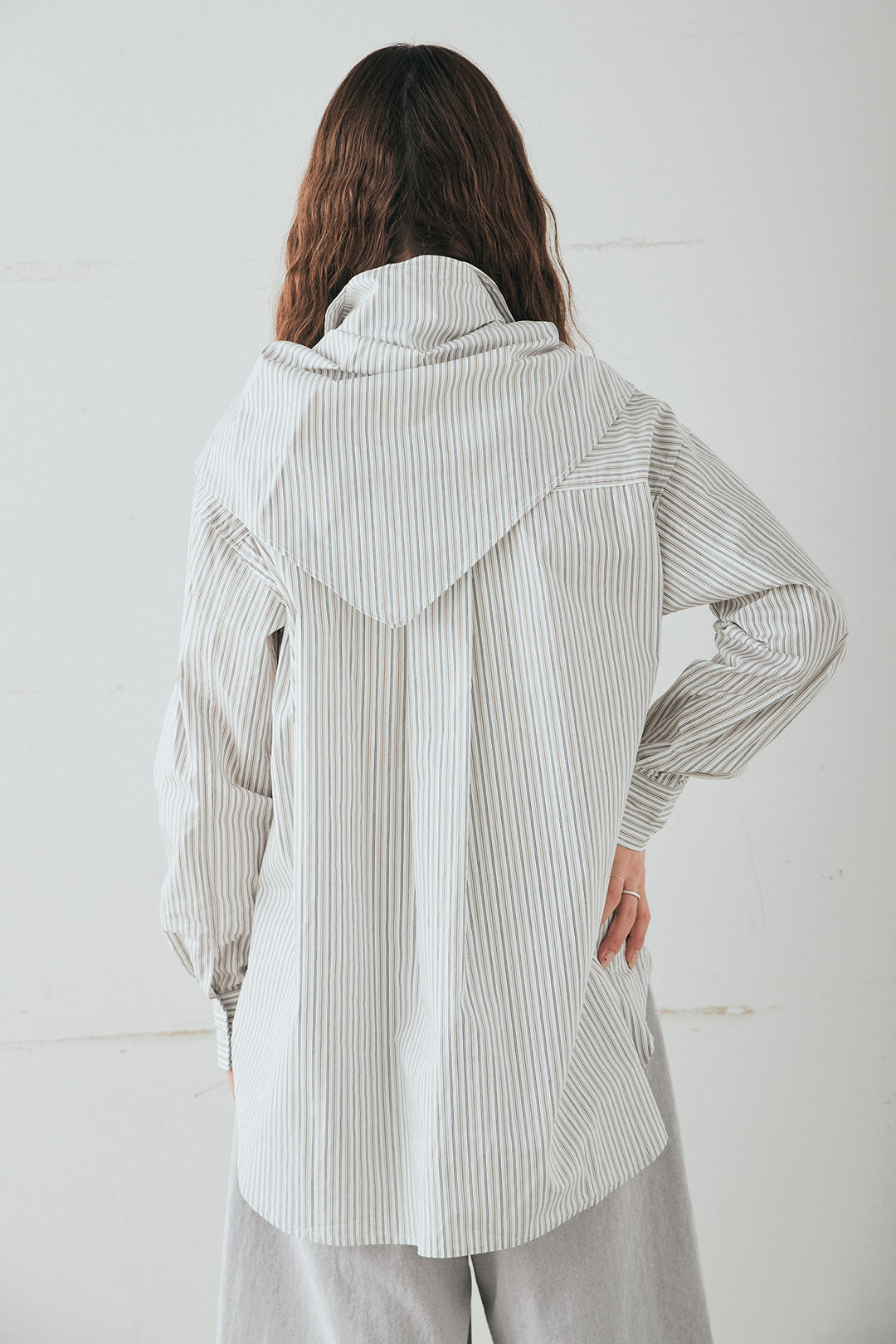 [SET]ランダムストライプスカーフ付きシャツ+デニムハーフパンツ(2set)