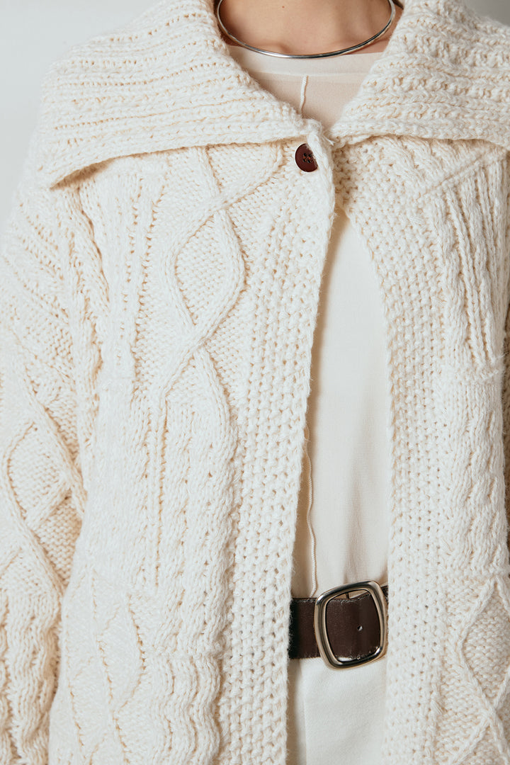 [SET]ビッグカラーケーブル編みニットトップス+2WAY袖コード刺繍クルーネックプルオーバー(2set)