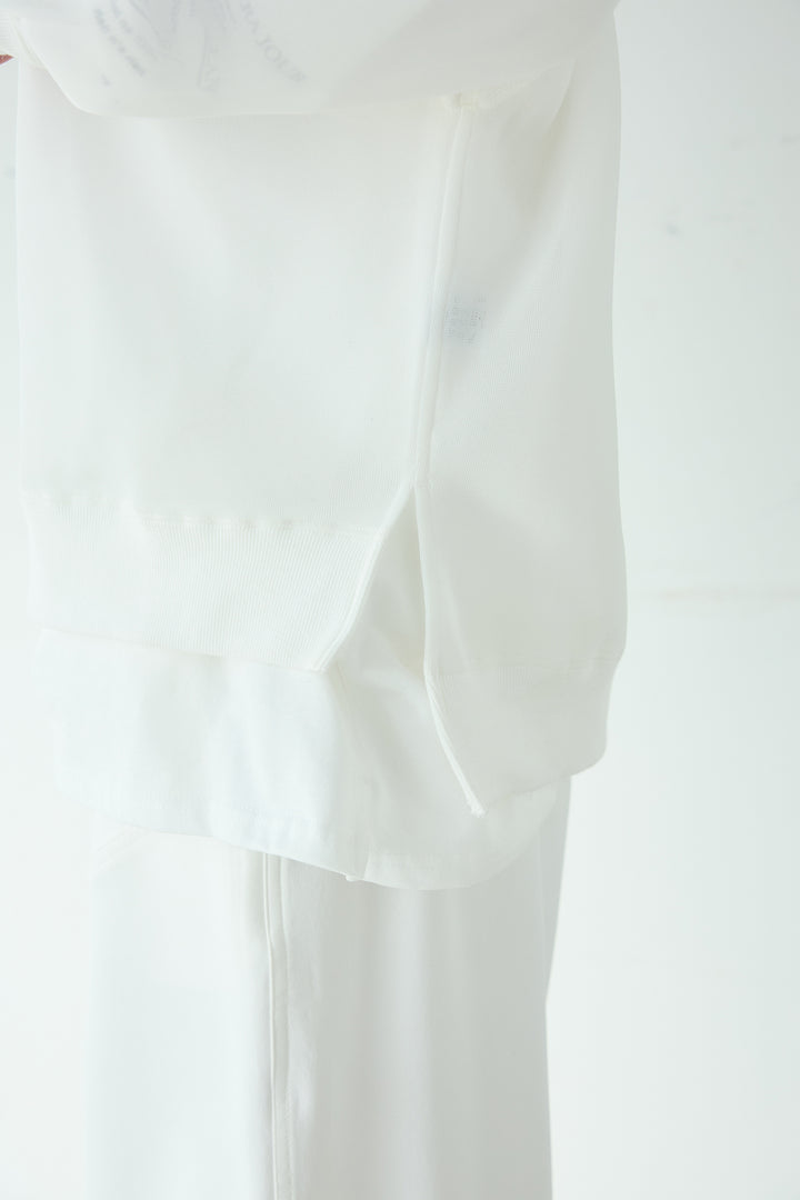 クリアダンボールプルオーバー