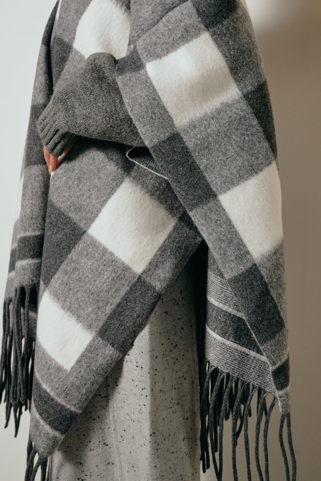 [SET]裾フリンジ柄ポンチョアウター+ノースリーブニットロングワンピース(2set)