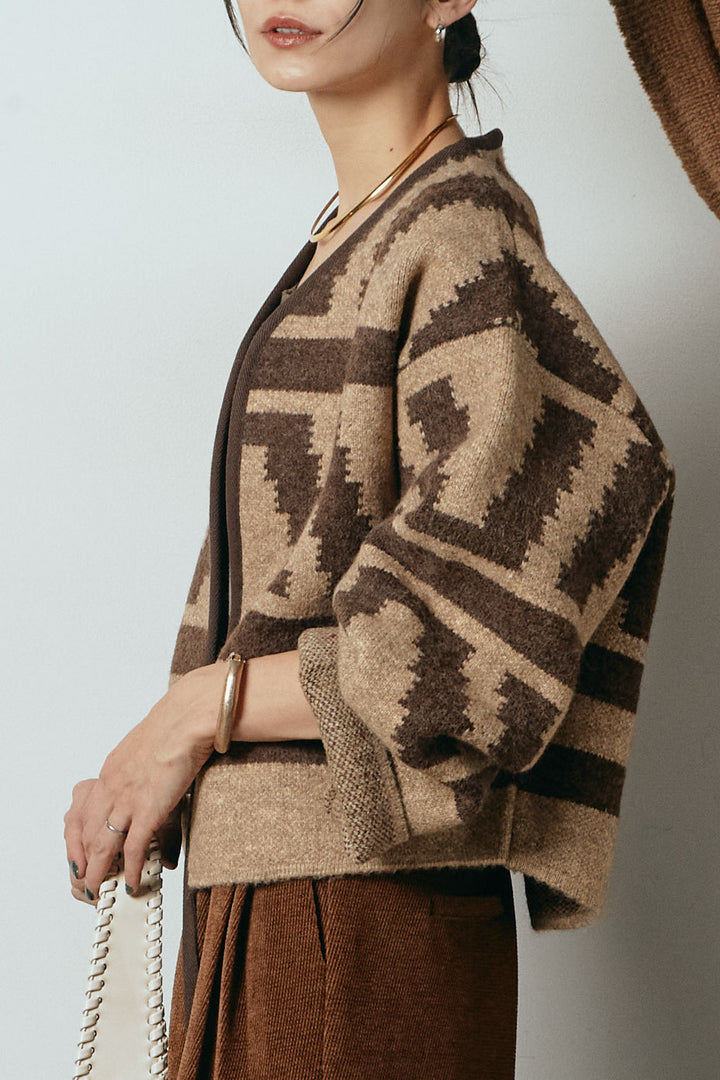 [SET]ノーカラー幾何学模様アウター+ウール混フランネルワイドサロペット(2set)