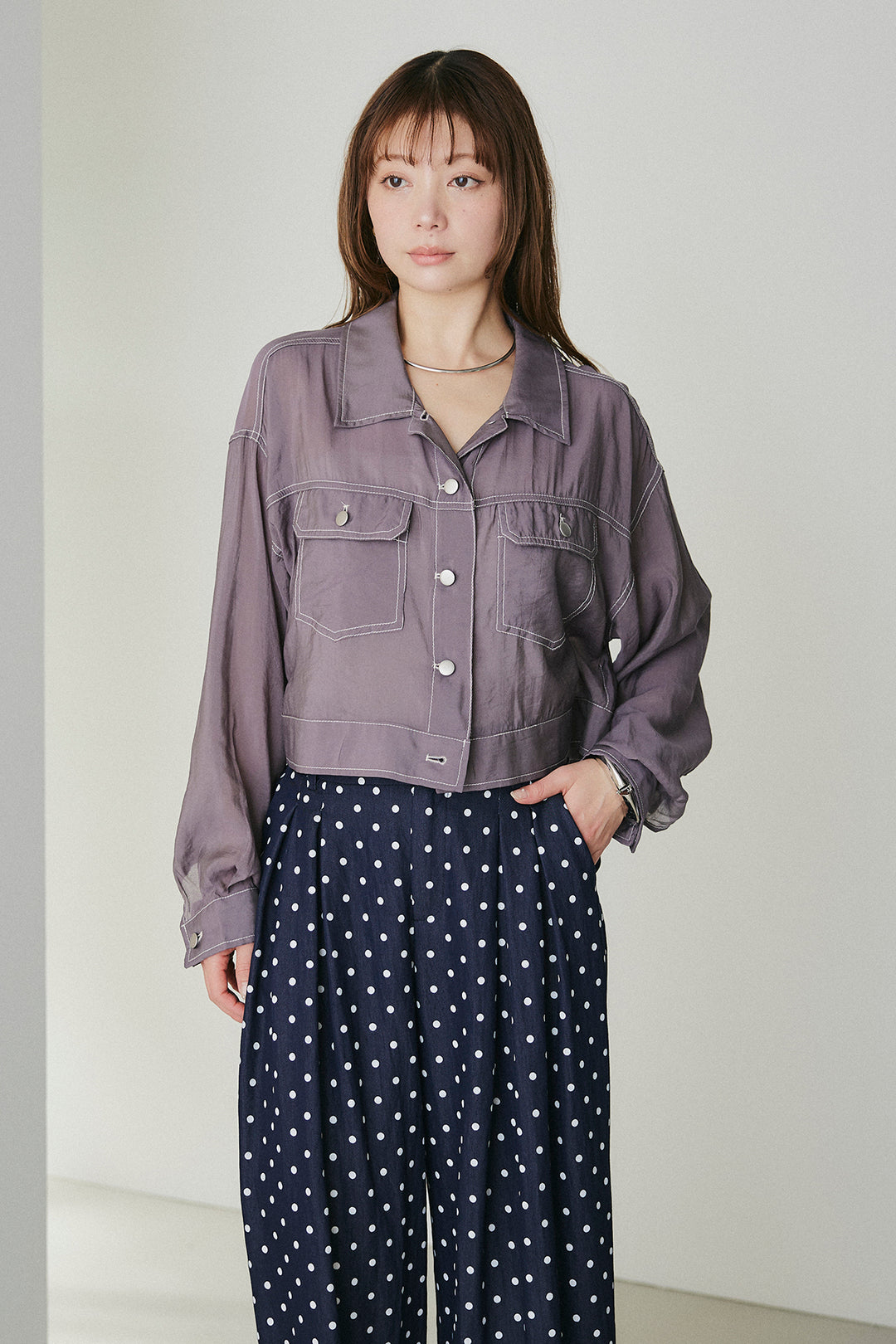 [SET]配色ステッチシアーシャツ+ベルト付きドット柄ワイドパンツ(2set)