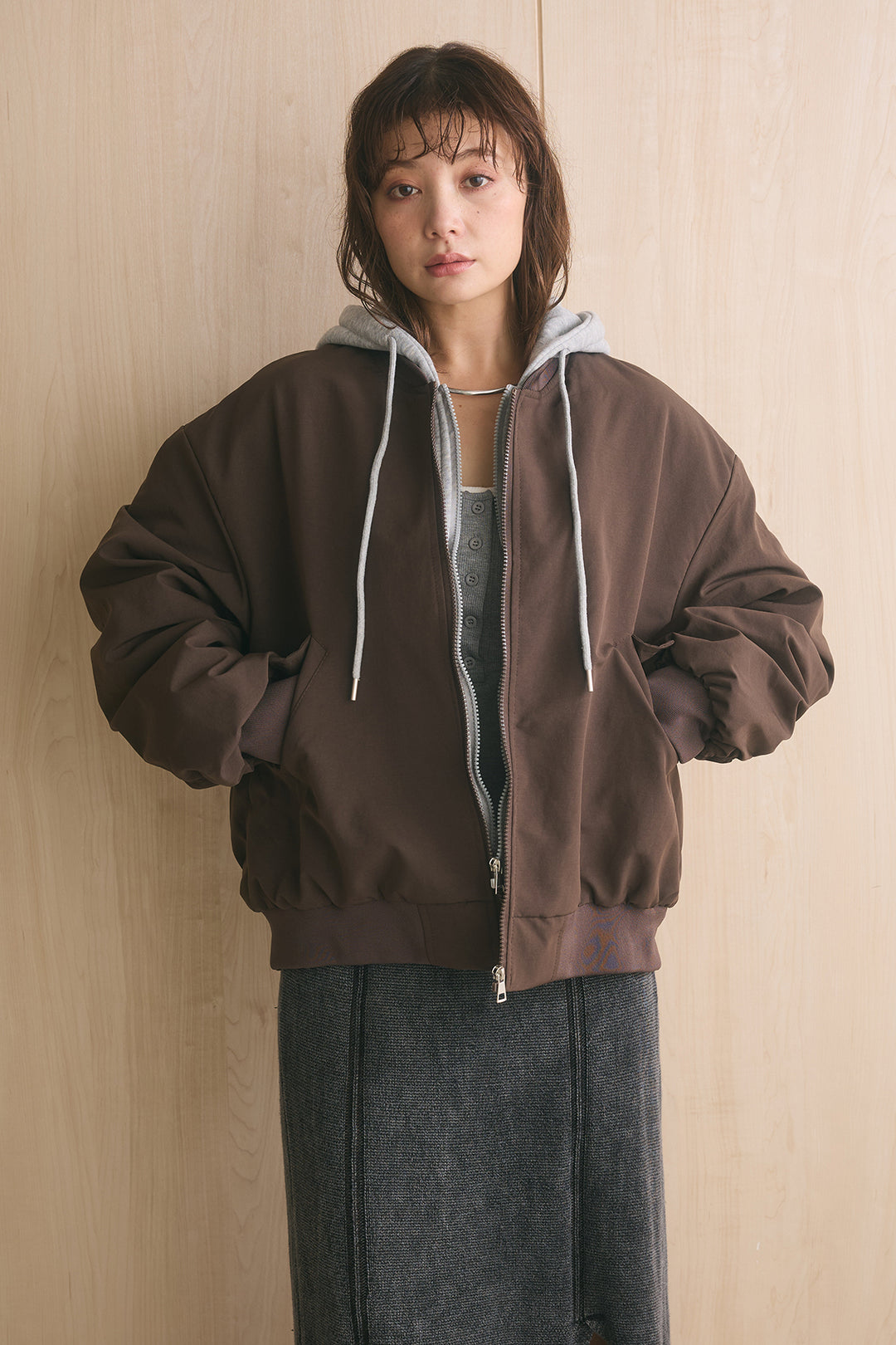 [SET]カレッジロゴフーディーブルゾン+フロントボタンコーデュロイスカート(2set)