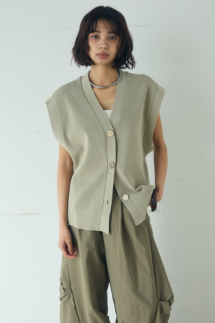 ポリウーリーメタルボタンベスト