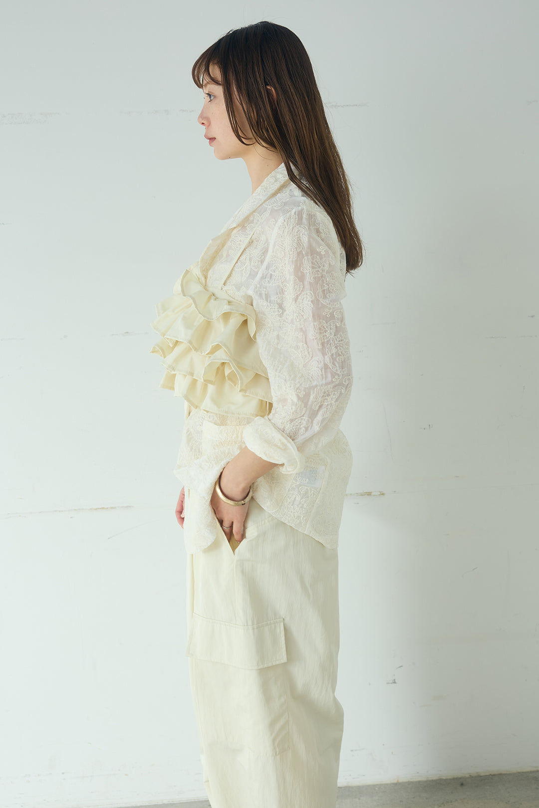 撥水フリルビスチェ