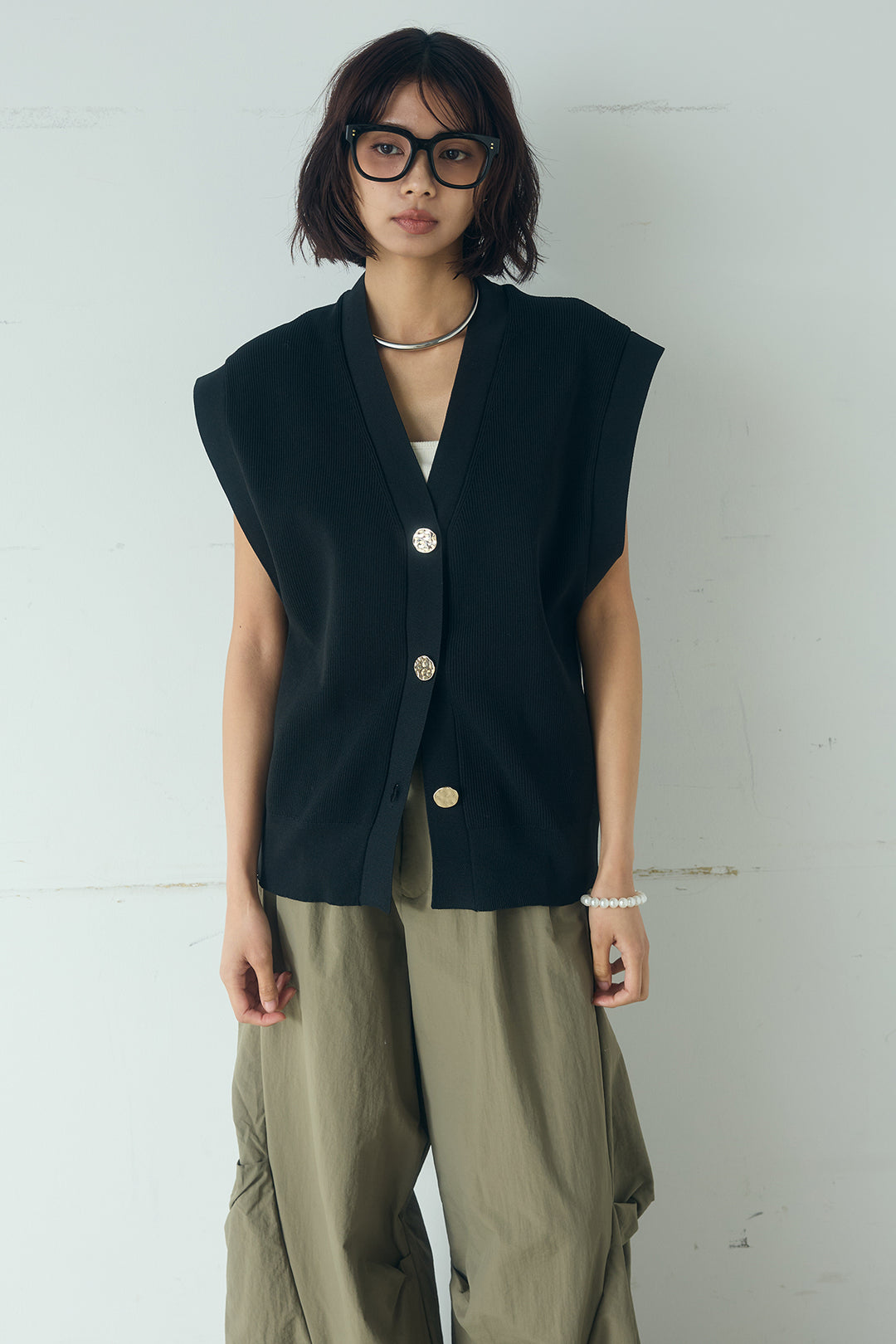 ポリウーリーメタルボタンベスト