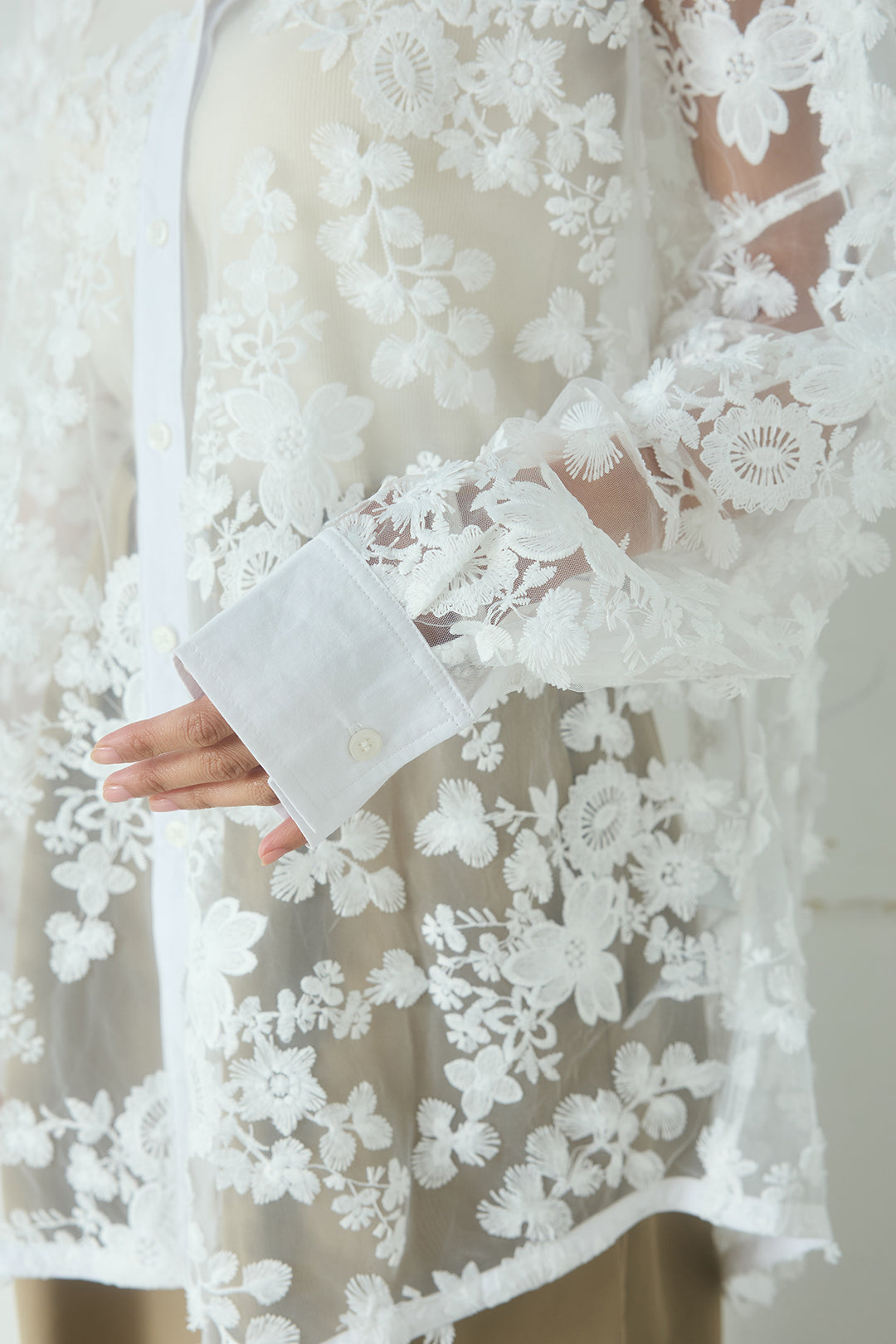 [SET]立体フラワー刺繍レースシャツ+ベルトループデザインハイウエストタックパンツ(2set)