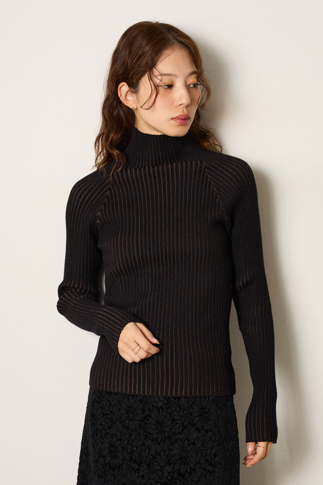 [SET]Vネックフリルカラーブラウス+リブニットシームレスタートルプルオーバー+センターラインニットパンツ(3set)