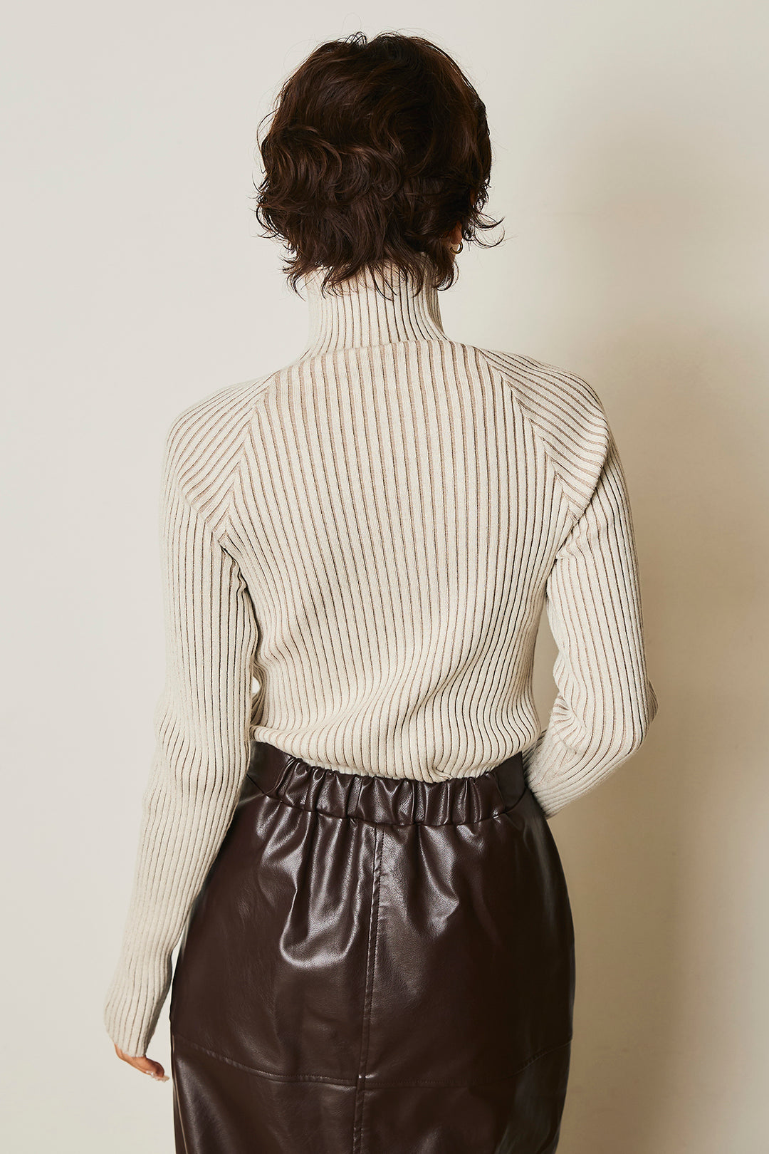 [SET]起毛ミディアムスリーブニットトップス+リブニットシームレスタートルプルオーバー+センターラインニットパンツ(3set)