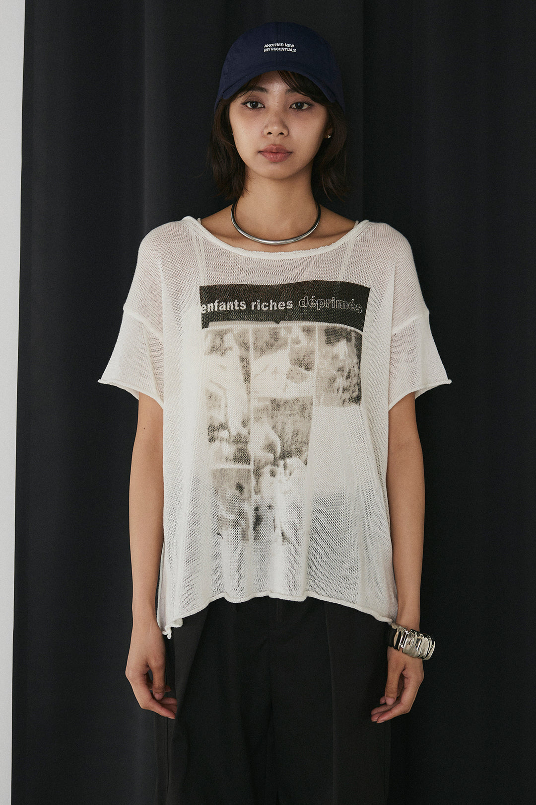 [SET]半袖モノトーングラフィックトップス+ベルトループデザインハイウエストタックパンツ(2set)