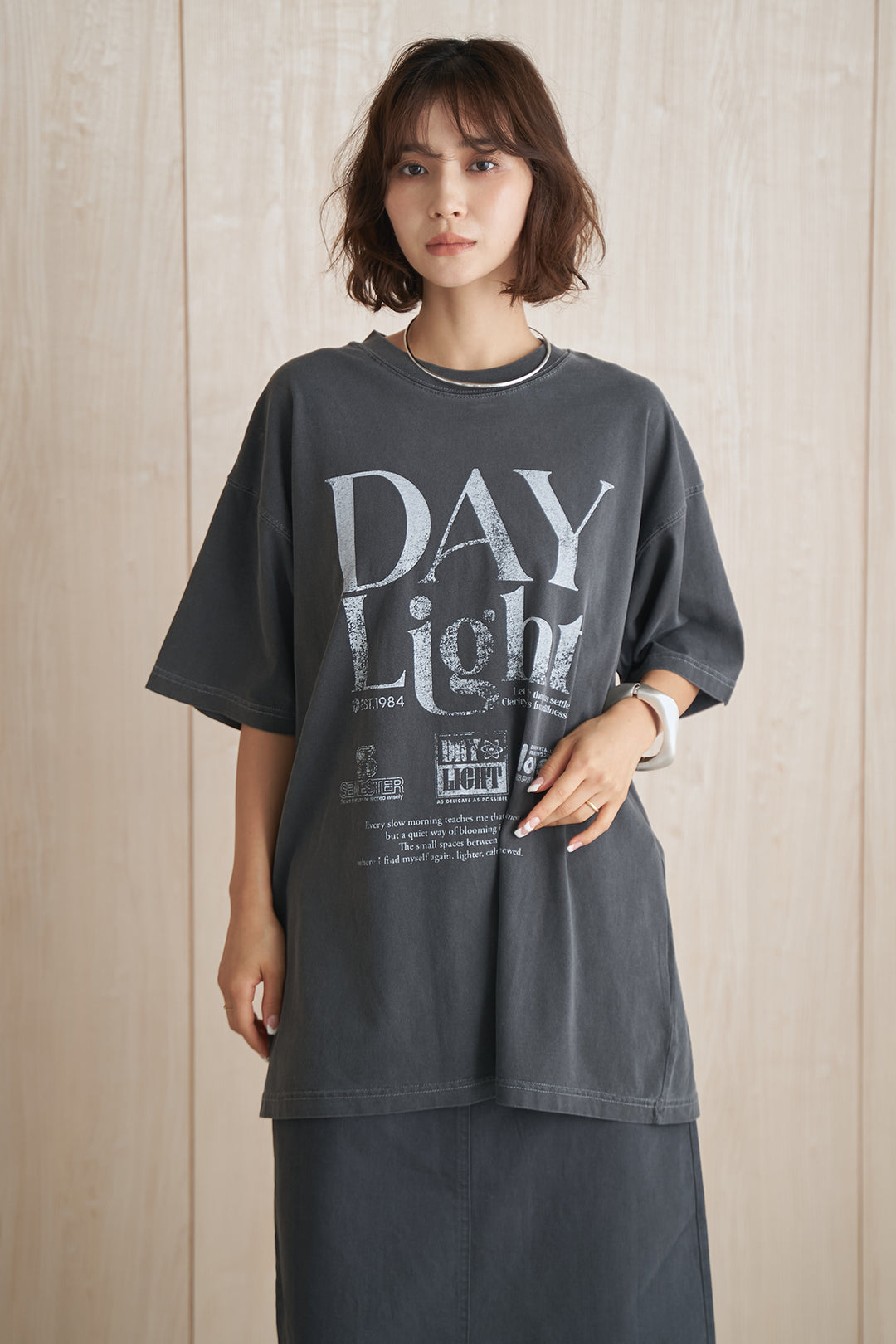 ピグメント加工ビッグロゴプリント半袖Tシャツ