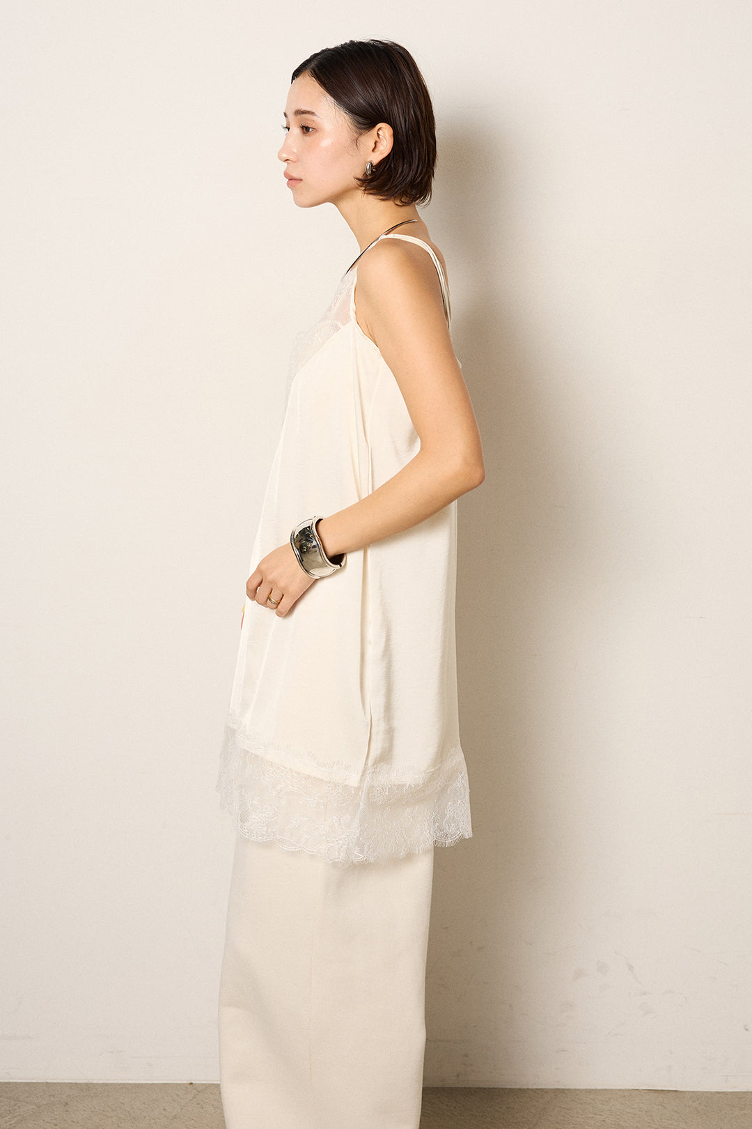 [SET]Vネックルーズラメニットトップス+レース切り替えキャミソール(2set)