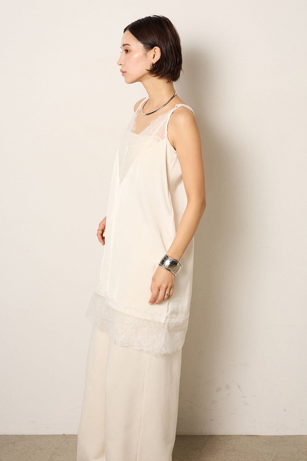 [SET]Vネックハンド編みニットトップス+レース切り替えキャミソール(2set)