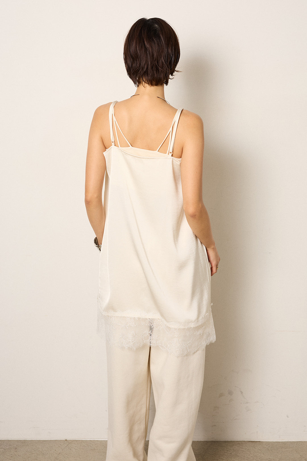 [SET]Vネックハンド編みニットトップス+ベルト付きカジュアルカーブワイドパンツ+レース切り替えキャミソール(3set)