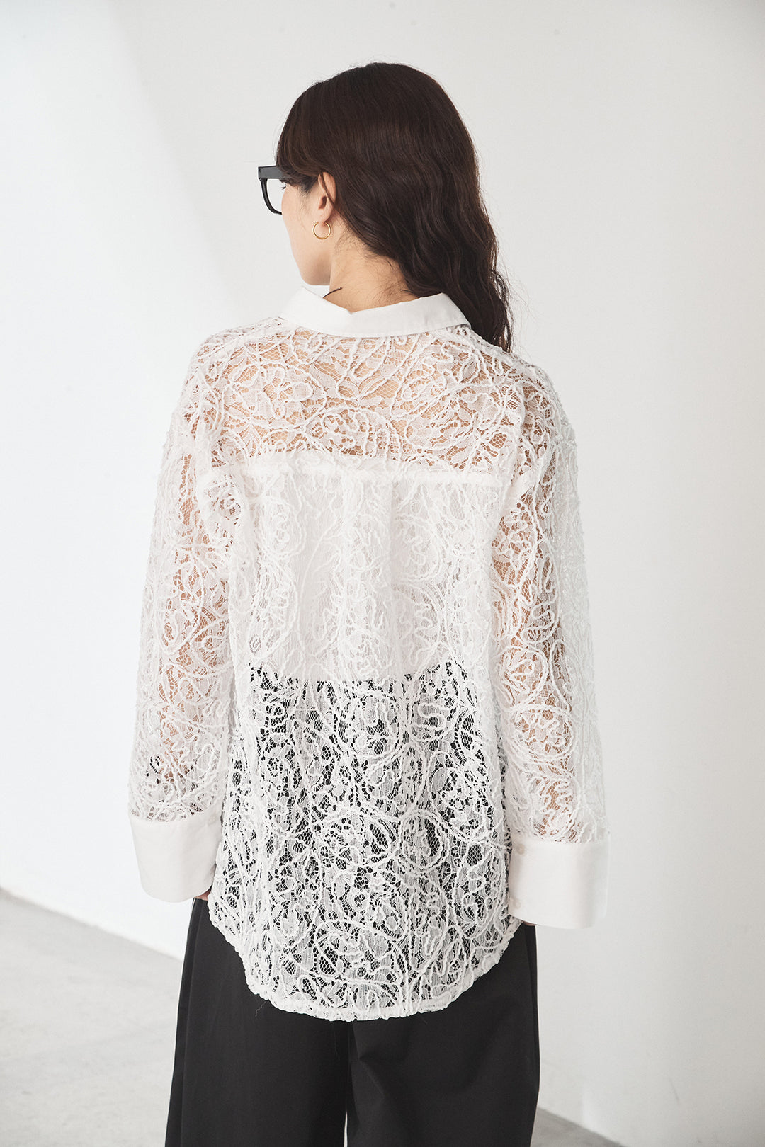 [SET]刺繍レースオーバーサイズシャツ+合繊ツイルパイピングタックカーブパンツ(2set)