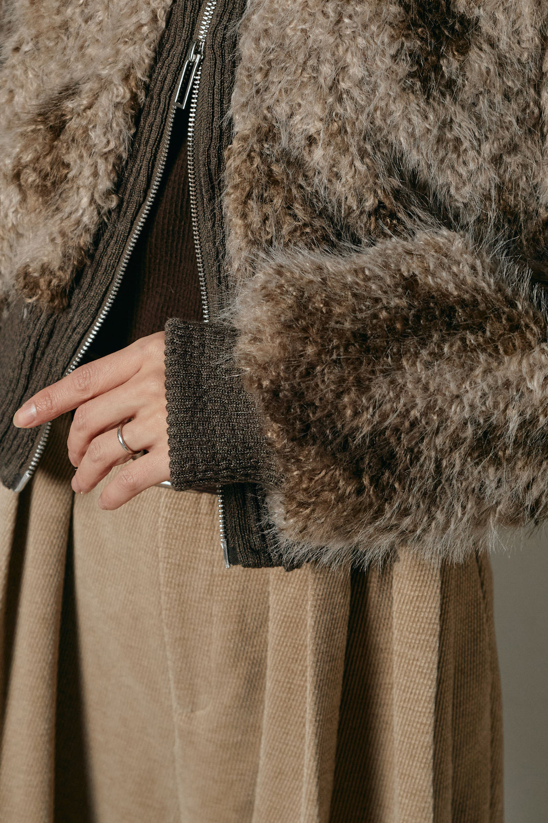 [SET]エコファースタンドカラーニュアンス柄ブルゾン+ベルトループコーデュロイワイドパンツ(2set)