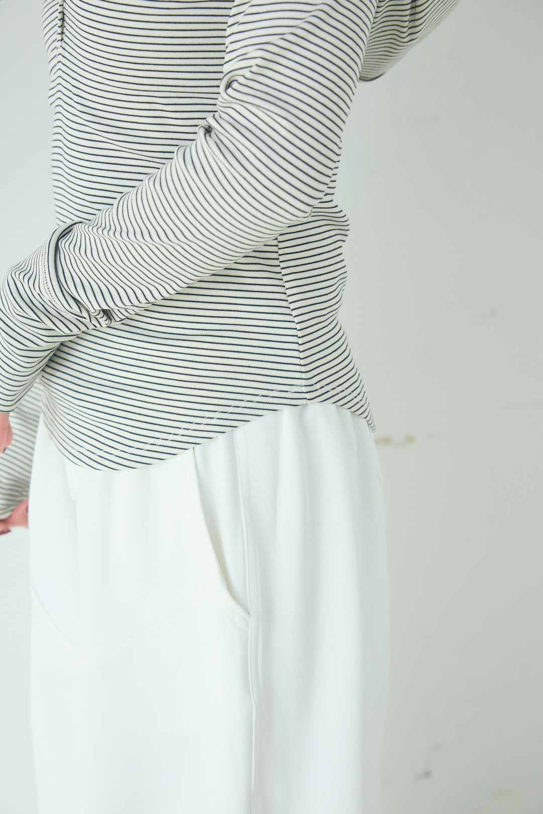 [SET]マルチ切り替えドルマンブルゾン+ランダムタックデザインワイドパンツ+ボーダーフーディーロンT(3set)