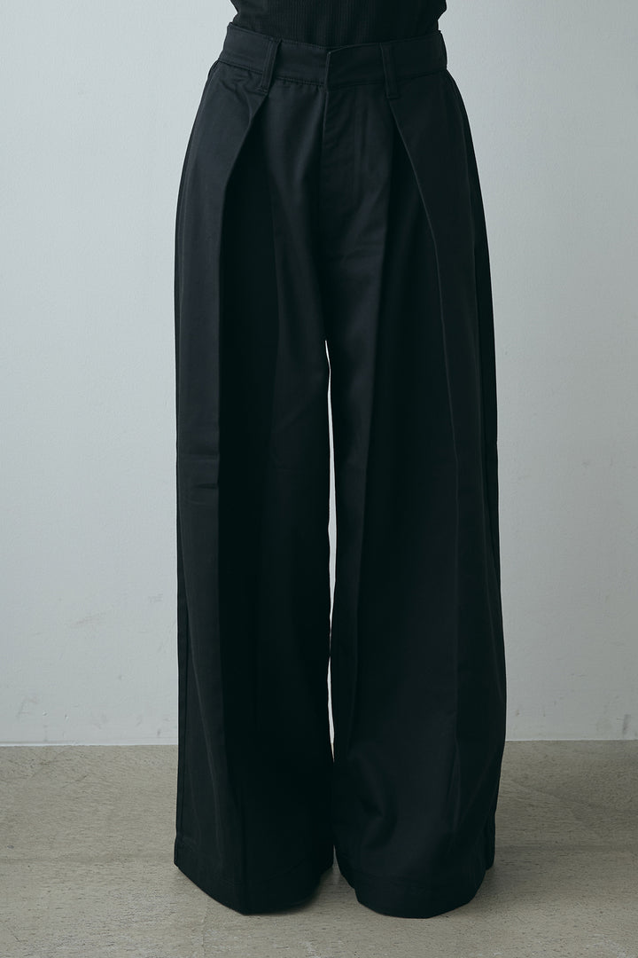 ツイルタックチノワイドパンツ