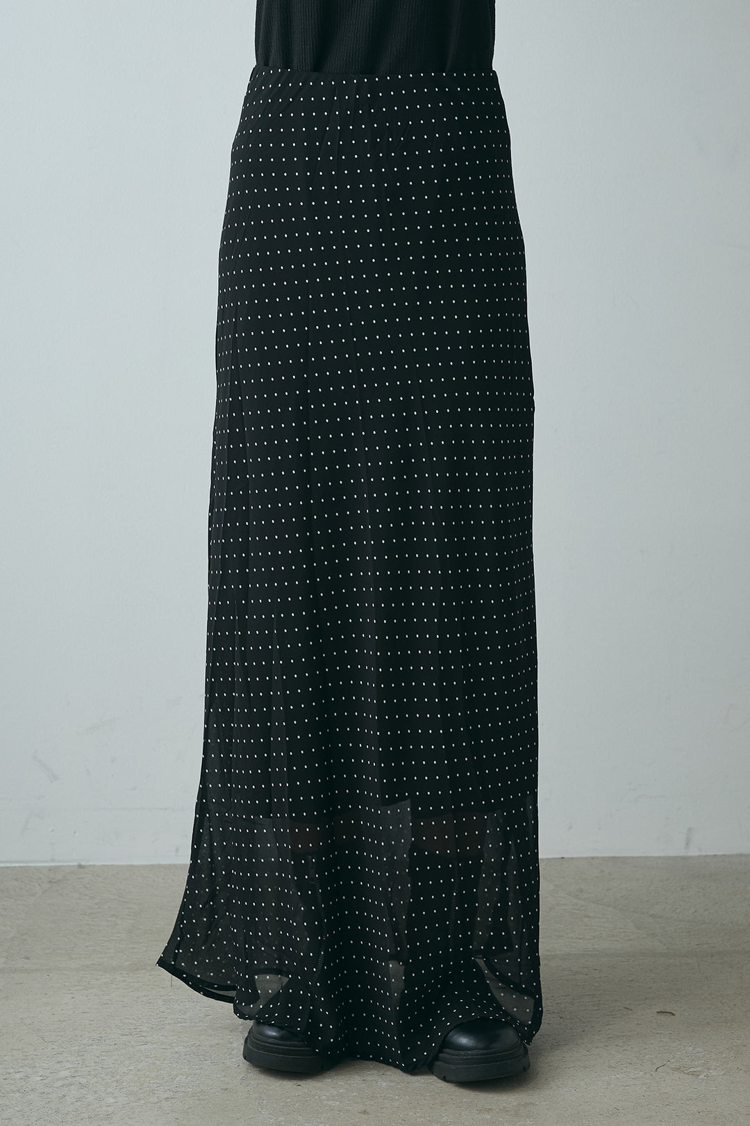 マルチ柄シアースカート