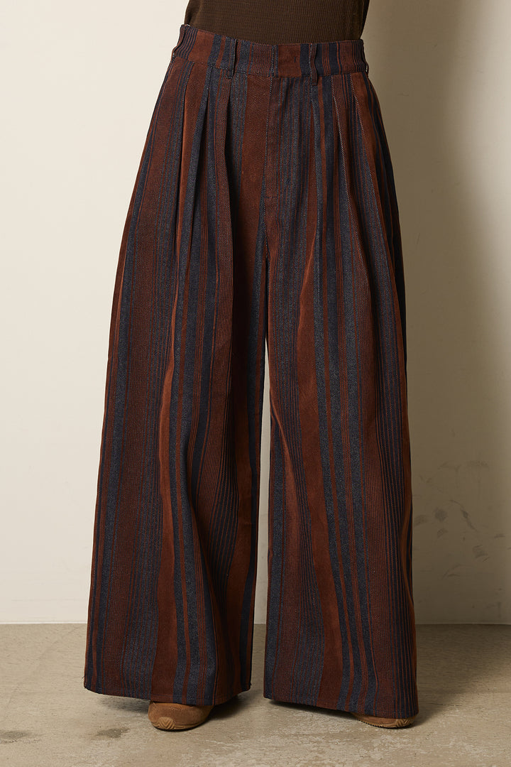 ランダムストライプ柄タックワイドパンツ