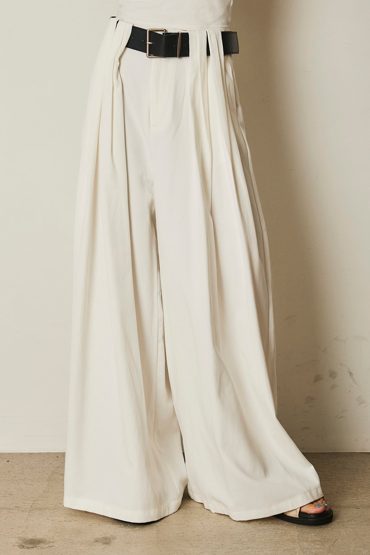 パンツ EQUAL PANTS TSAMP071_KHAKI_1_46a7a1b5-349f