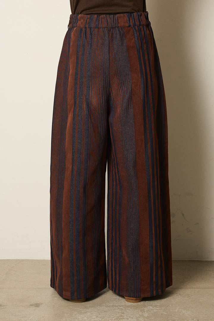 ランダムストライプ柄タックワイドパンツ