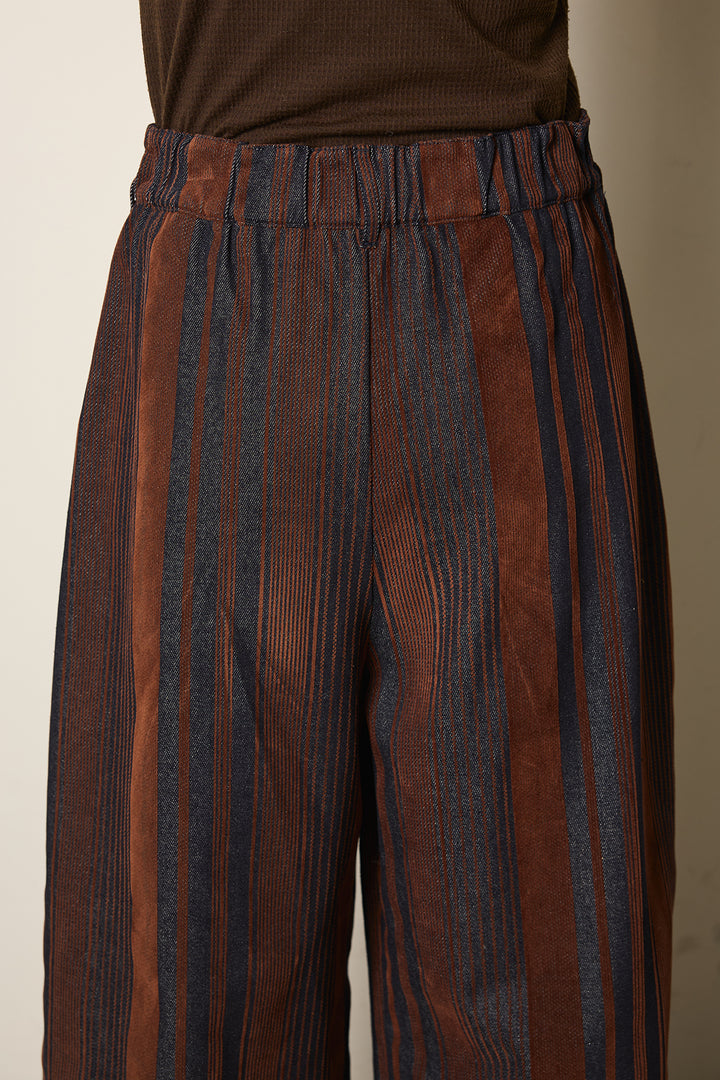 ランダムストライプ柄タックワイドパンツ