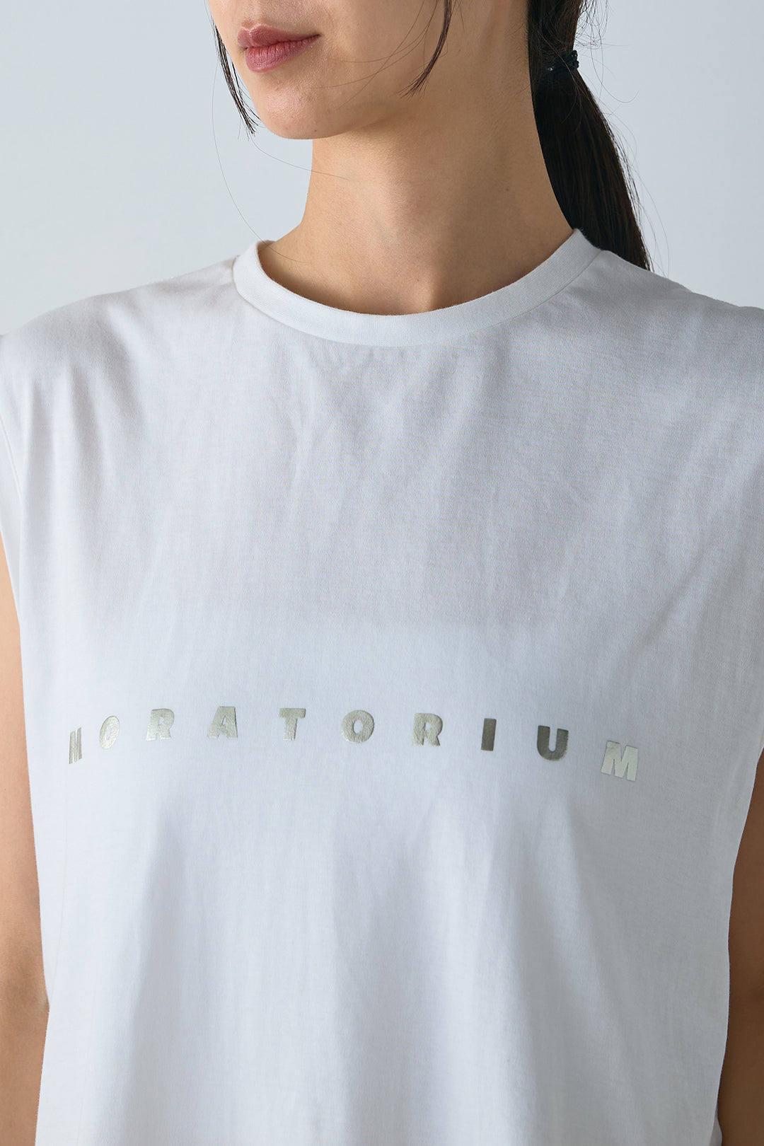 [SET]ダブルジップポケットベスト+ミニ箔ロゴプリントフレンチTシャツ(2set)