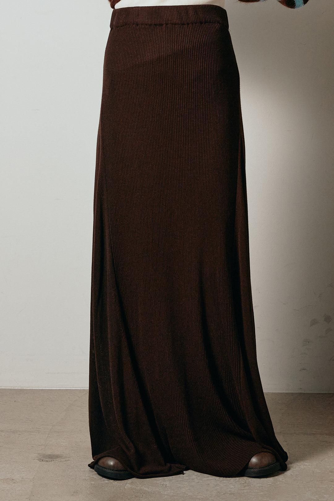 [SET]ハイネックジップデザインニットトップス+サイド切り替えリブニットロングスカート(2set)