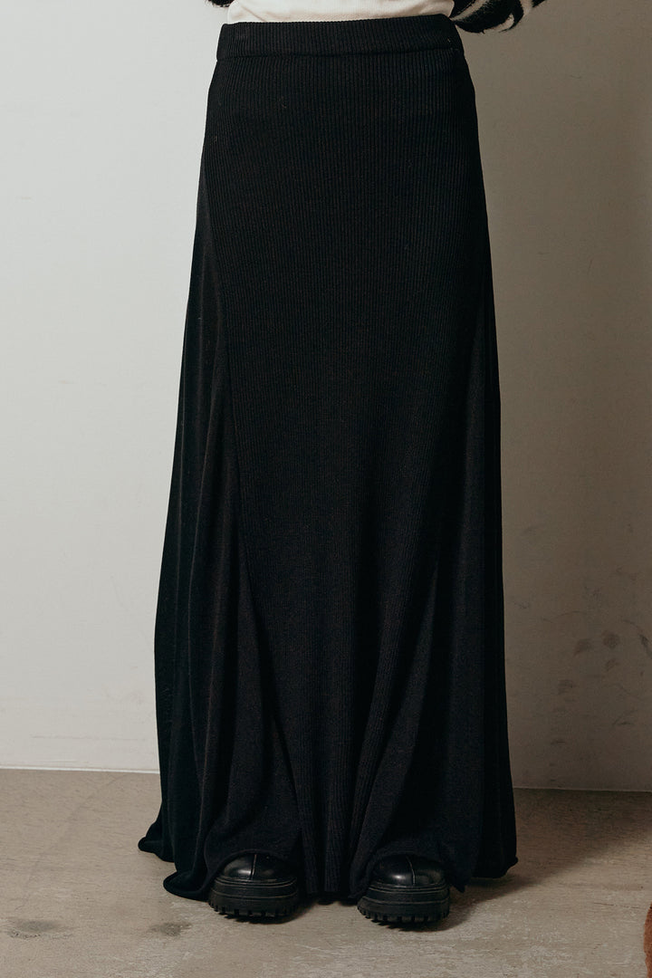 [SET]ハイネックジップデザインニットトップス+サイド切り替えリブニットロングスカート(2set)