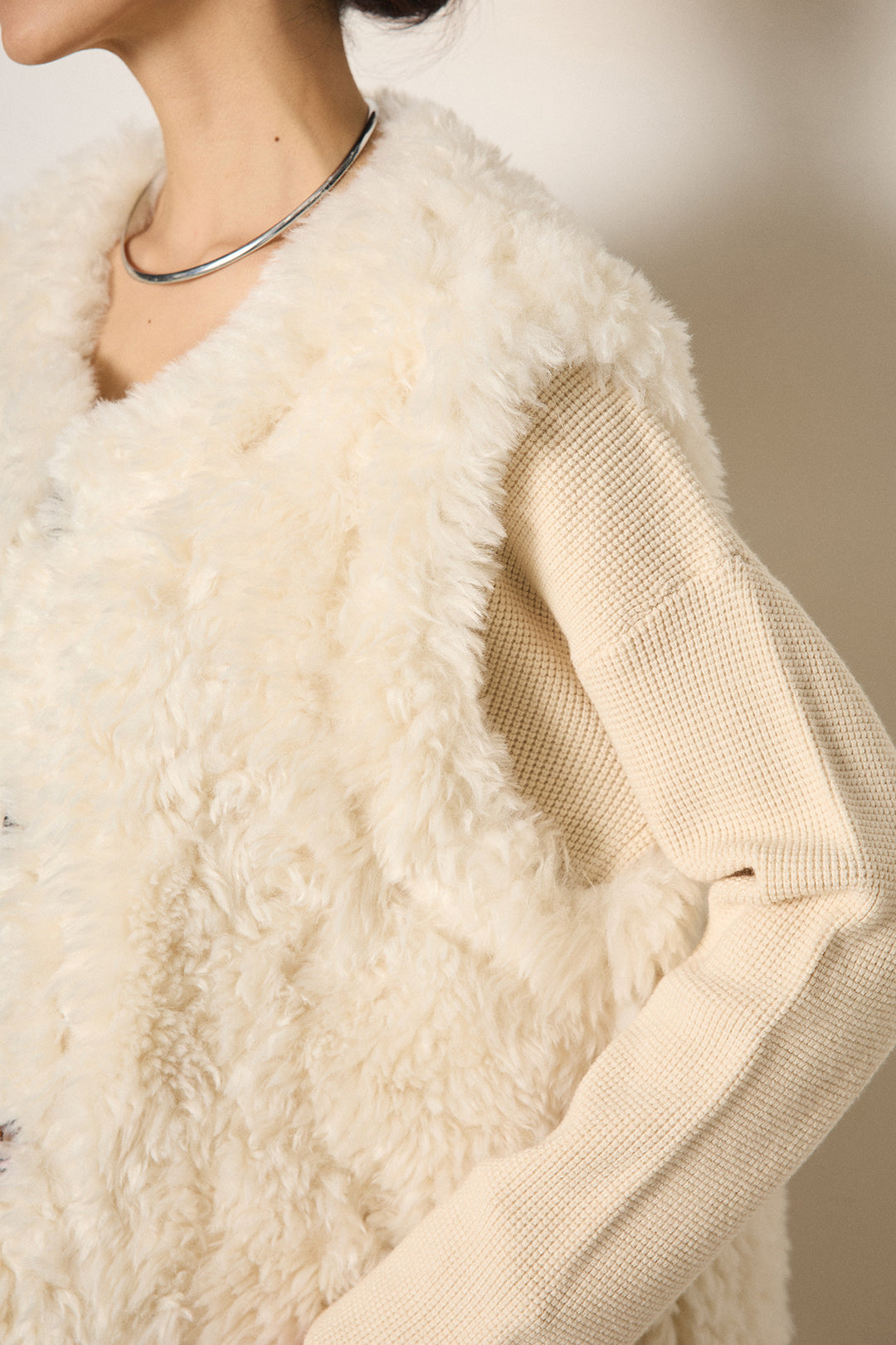 [SET]リラックスワッフルニットSETUP+ノーカラーエコファーベスト(2set)