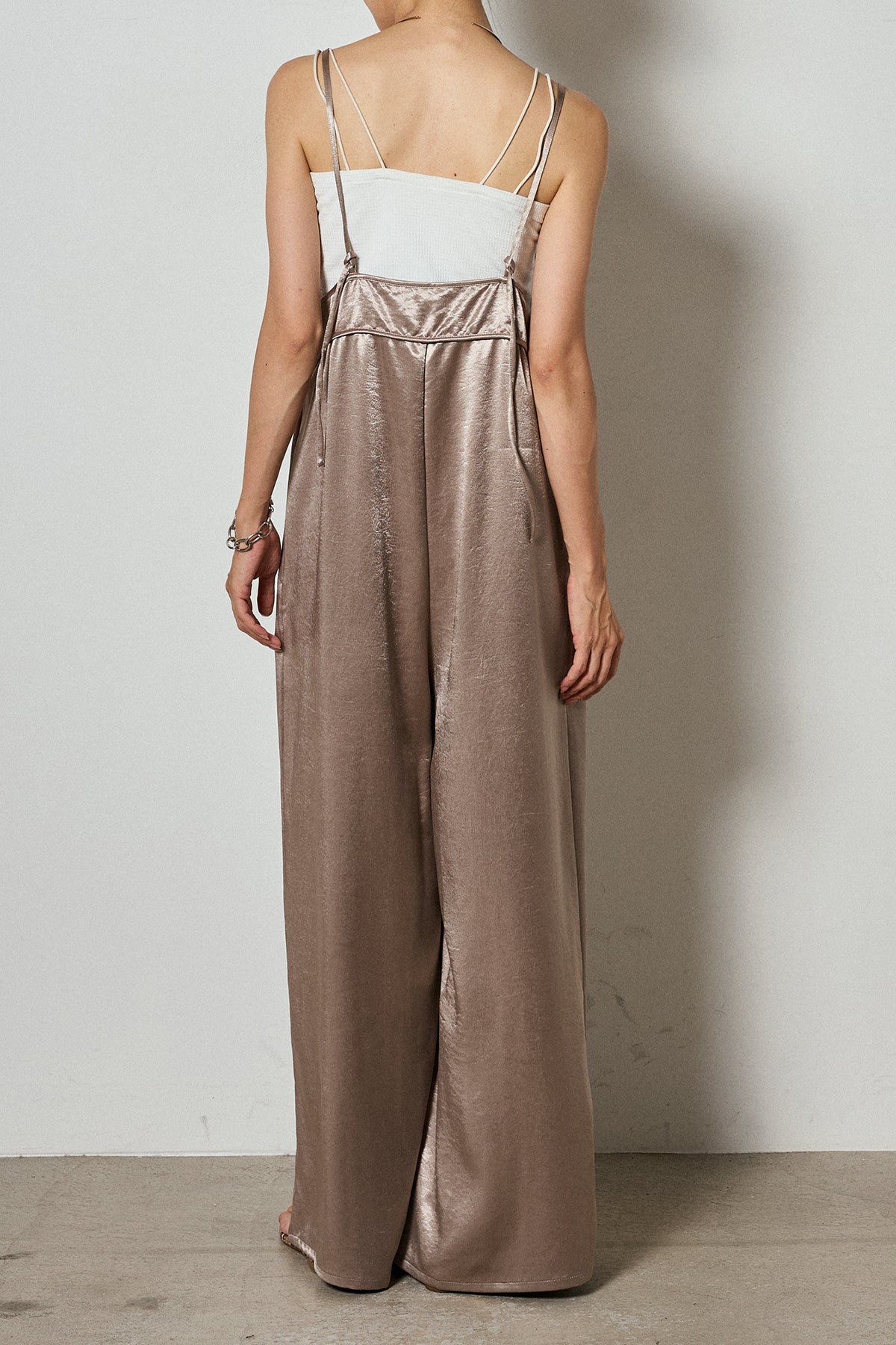 サテンビスチェキャミオールインワン – ESICA