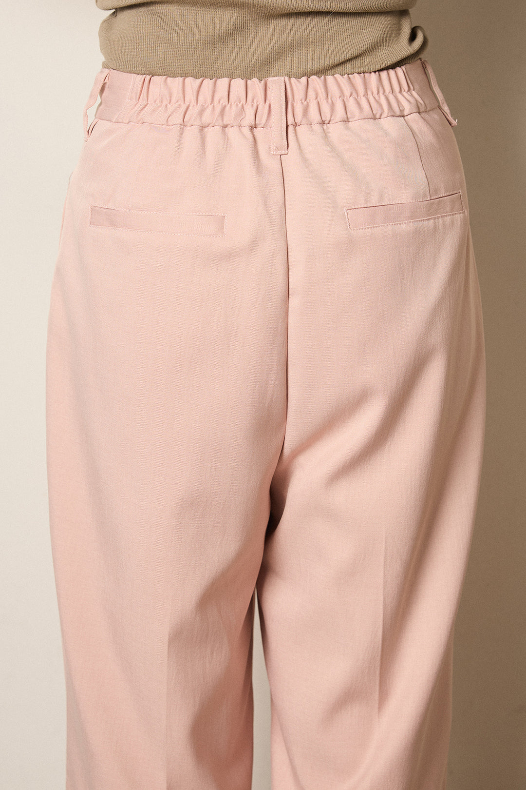 ツイルスプリングカラータックパンツ