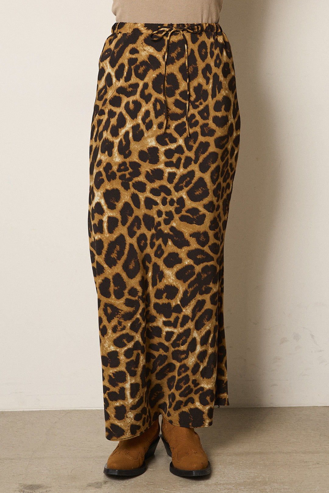 [SET]ナイロントレンチコート+レオパードサテンナロースカート(2set)