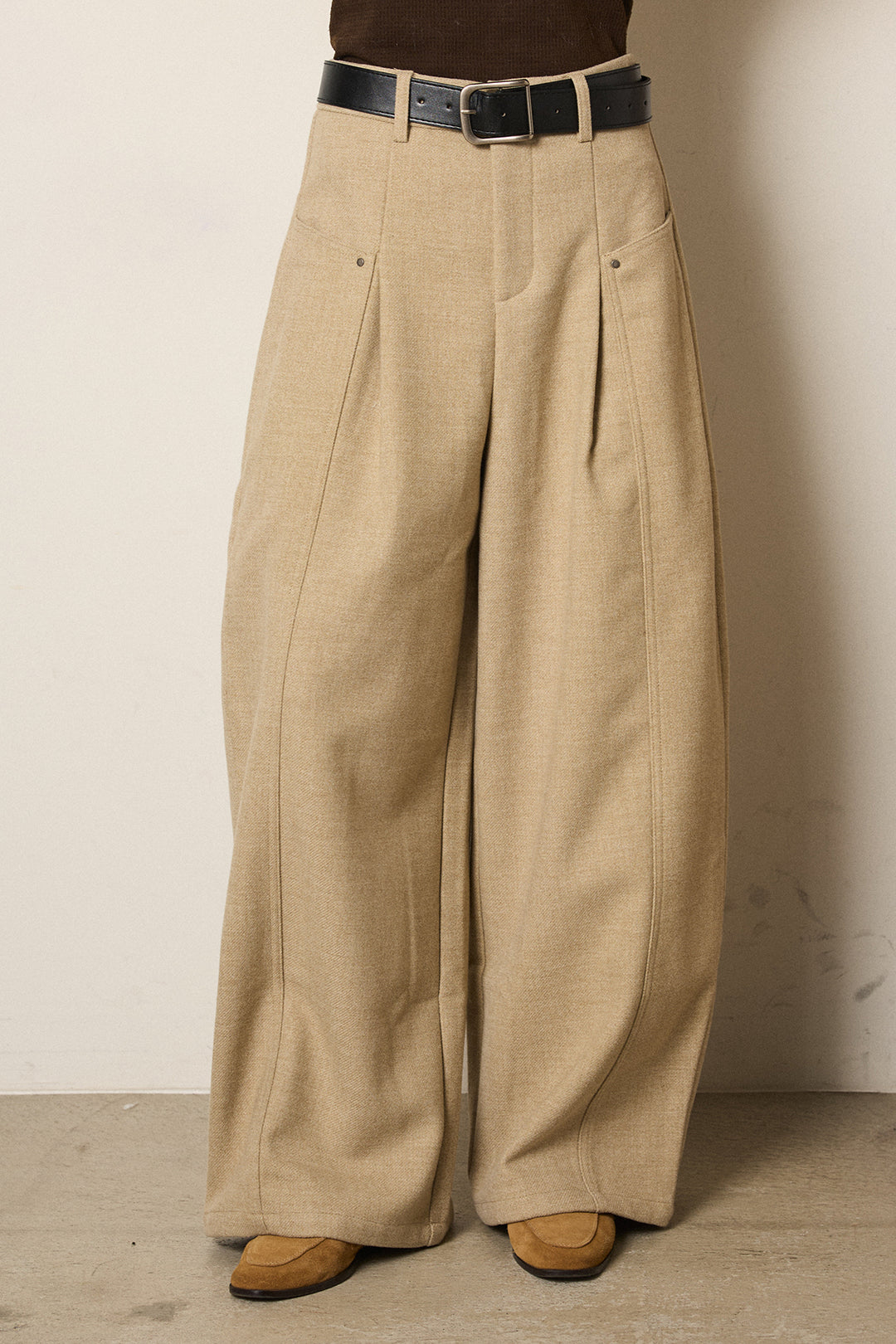 ベルト付き起毛タックワイドカーブパンツ