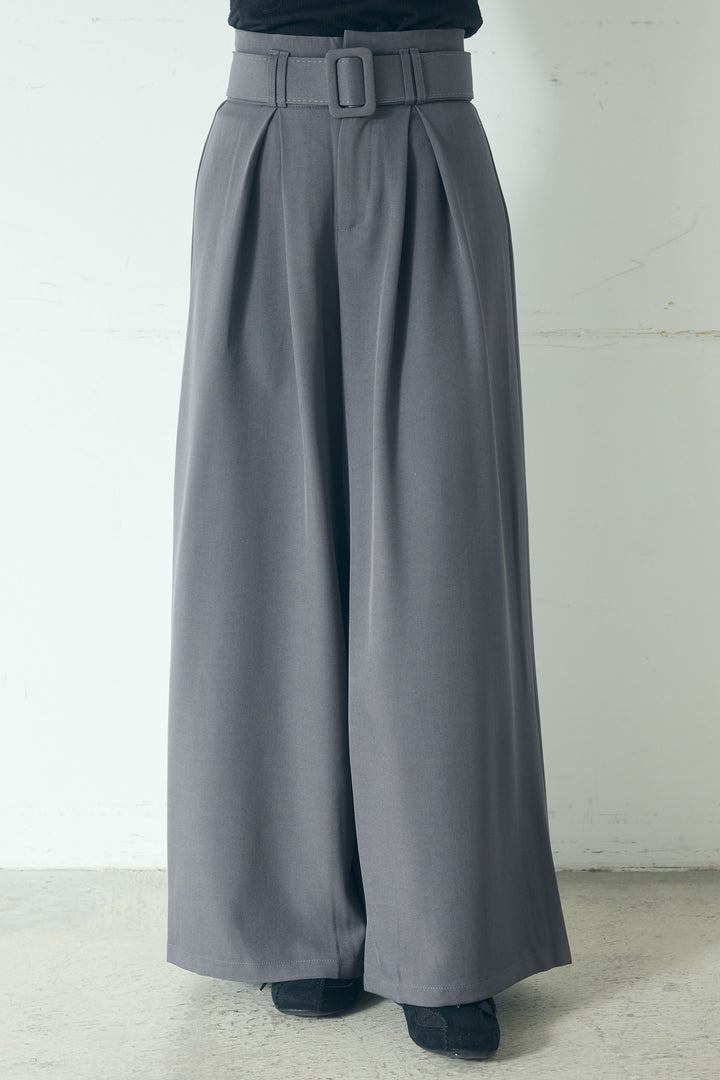 [SET]衿付きニットプルオーバー+ベルト付きツータックワイドパンツ(2set)