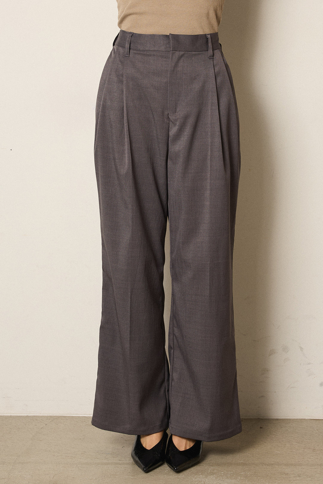 ツイルスプリングカラータックパンツ