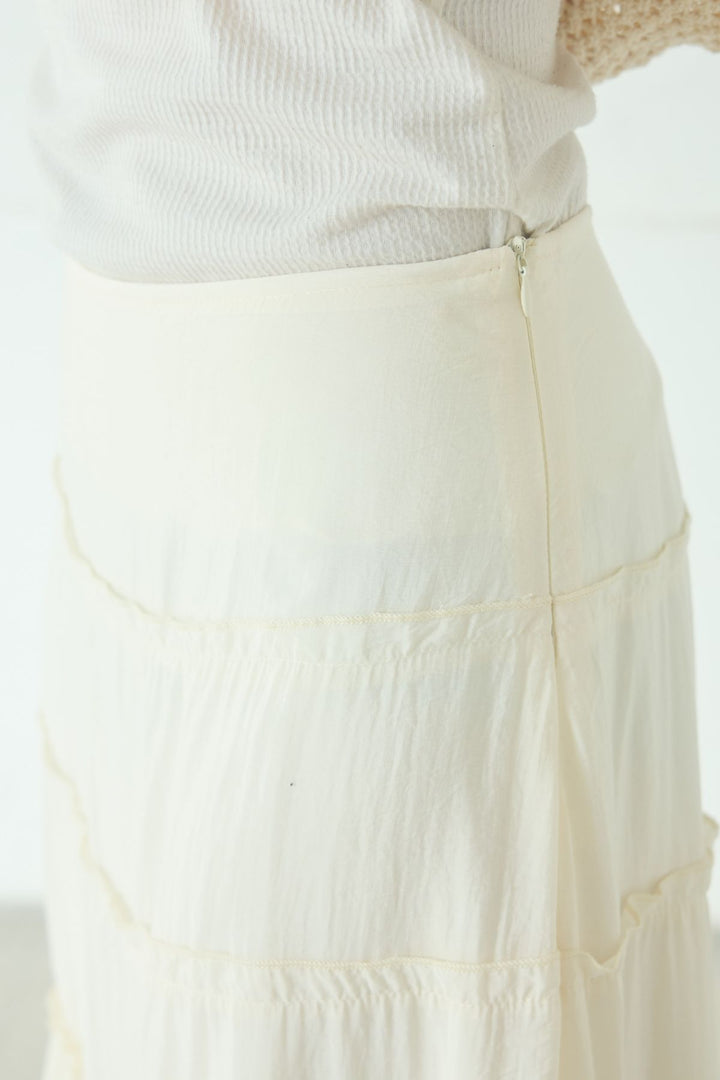 [SET]ミックスメッシュキーネックプルオーバー+ギャザーティアードマキシスカート(2set)