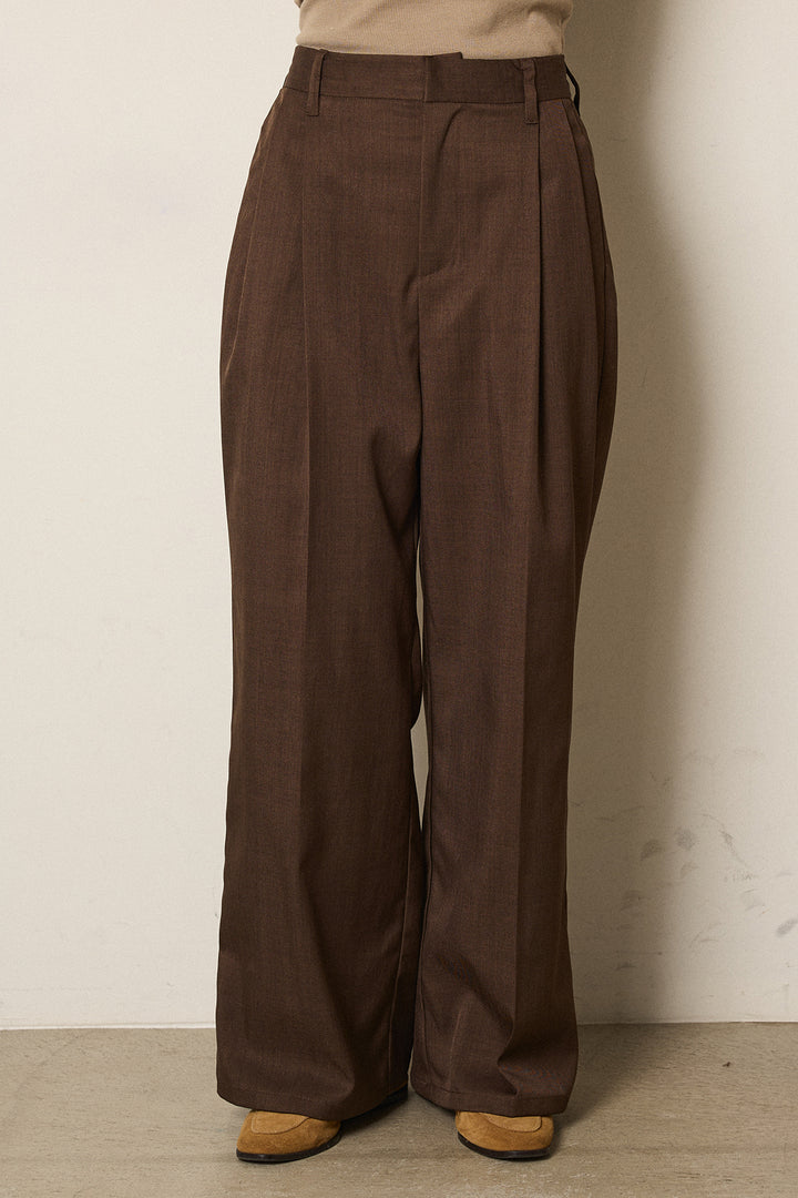 ツイルスプリングカラータックパンツ