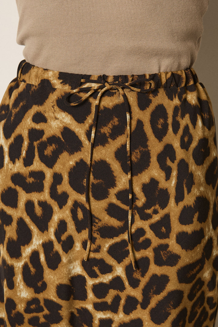 [SET]襟コーデュロイジップデニム調カバーオール+レオパードサテンナロースカート(2set)